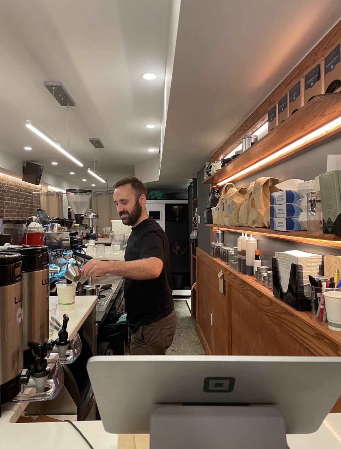 Analyzing bar flow at Solid State